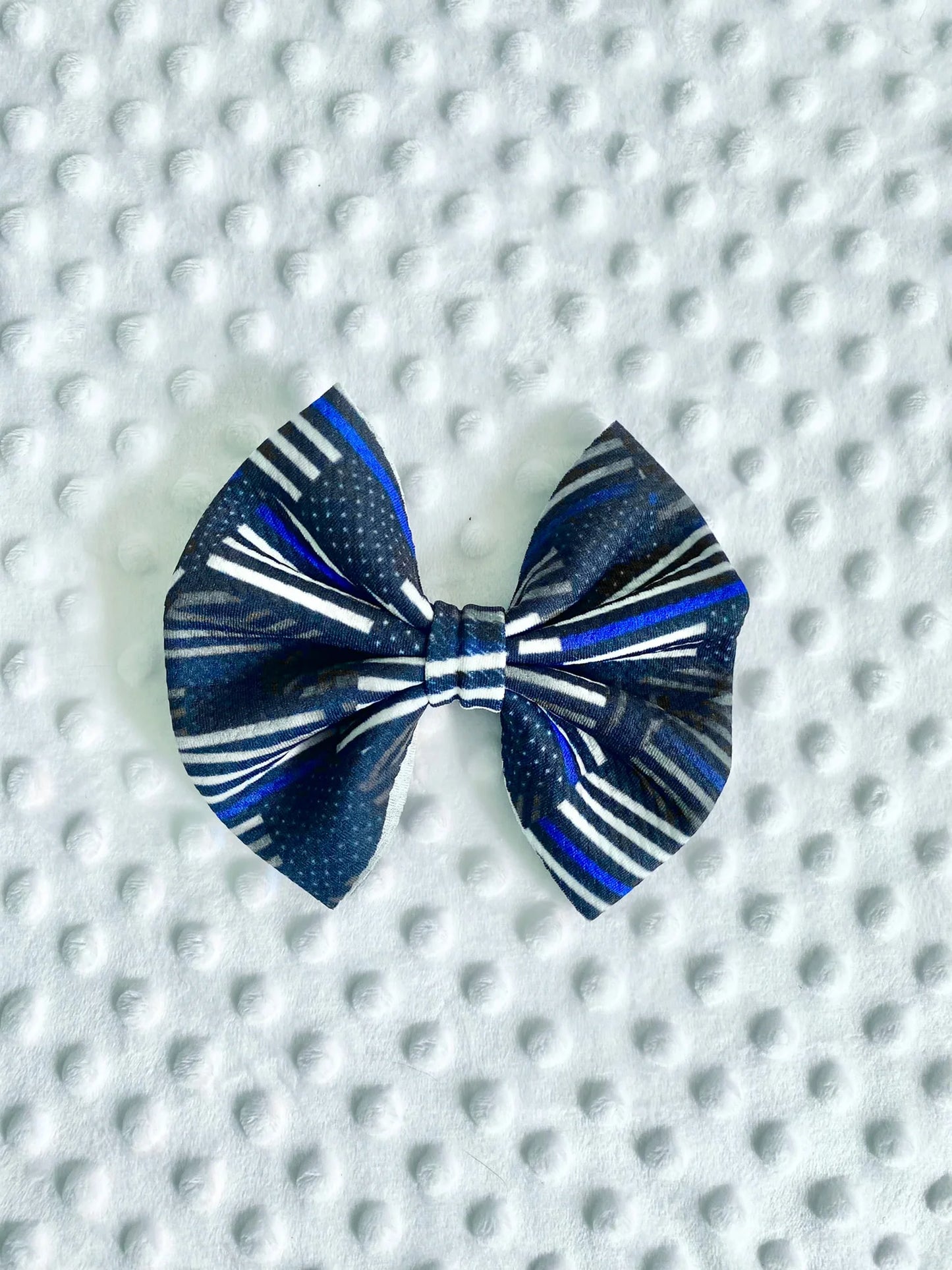 TBL Flags Alligator Clip Bow