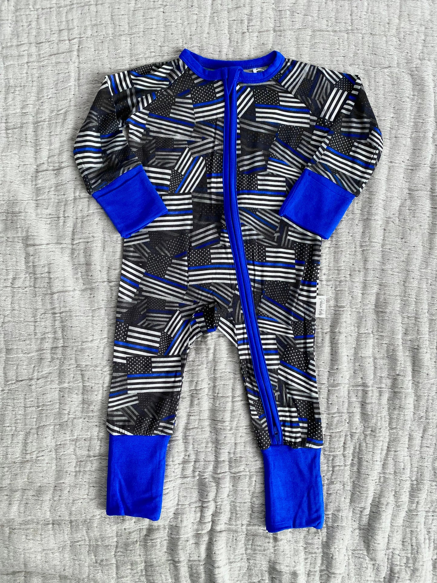 TBL Flags Comfy Cozies Zip-Up