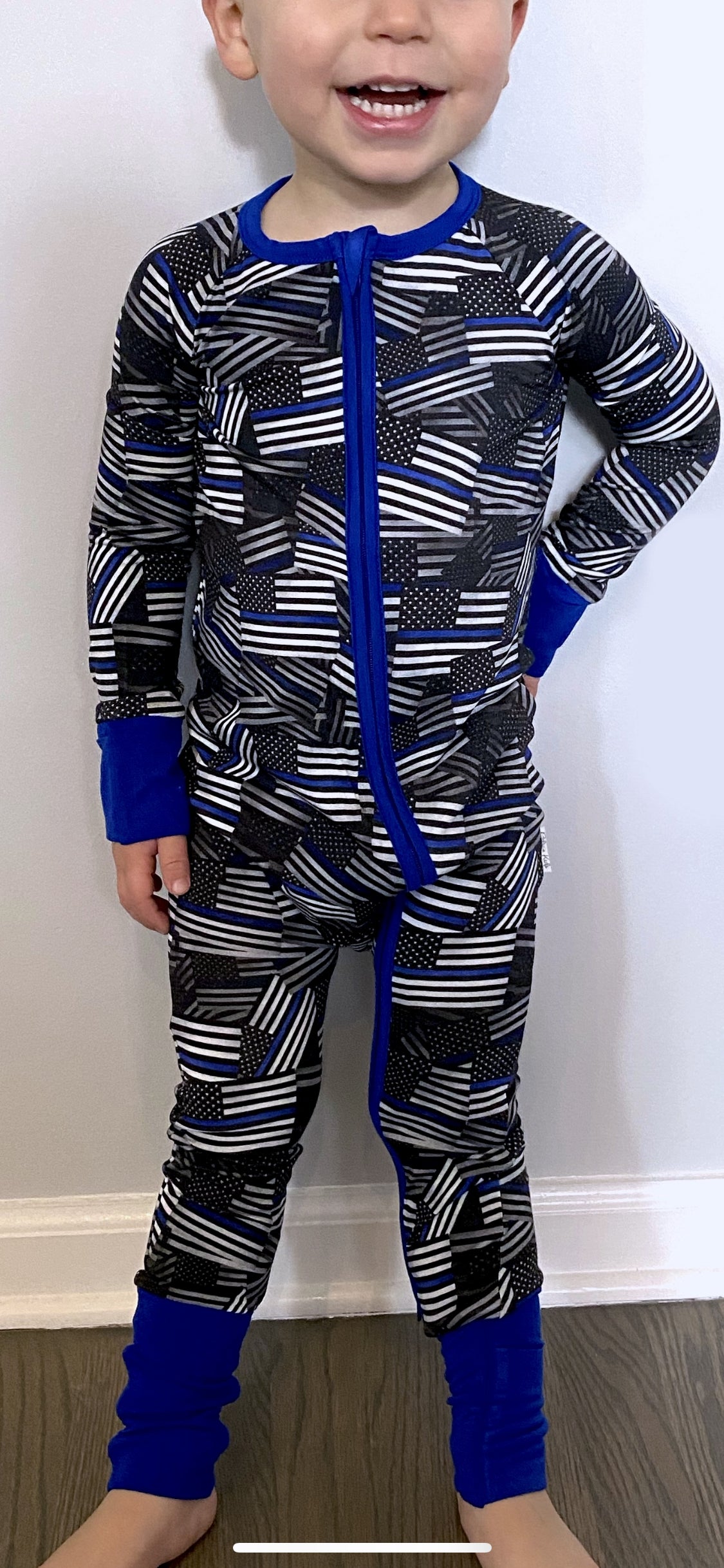 TBL Flags Comfy Cozies Zip-Up